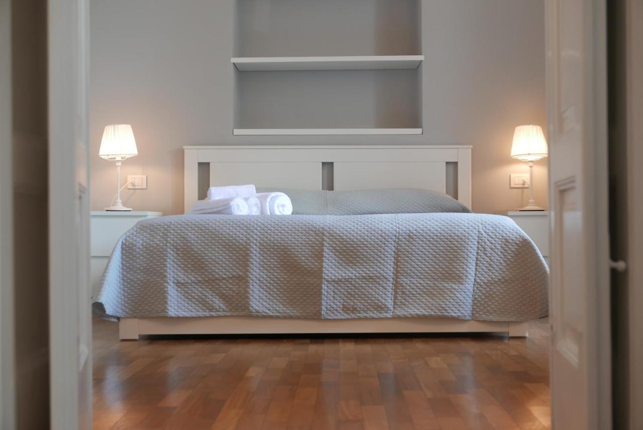 Suite 261 - Intero Appartamento Nel Centro Di Bari Dış mekan fotoğraf