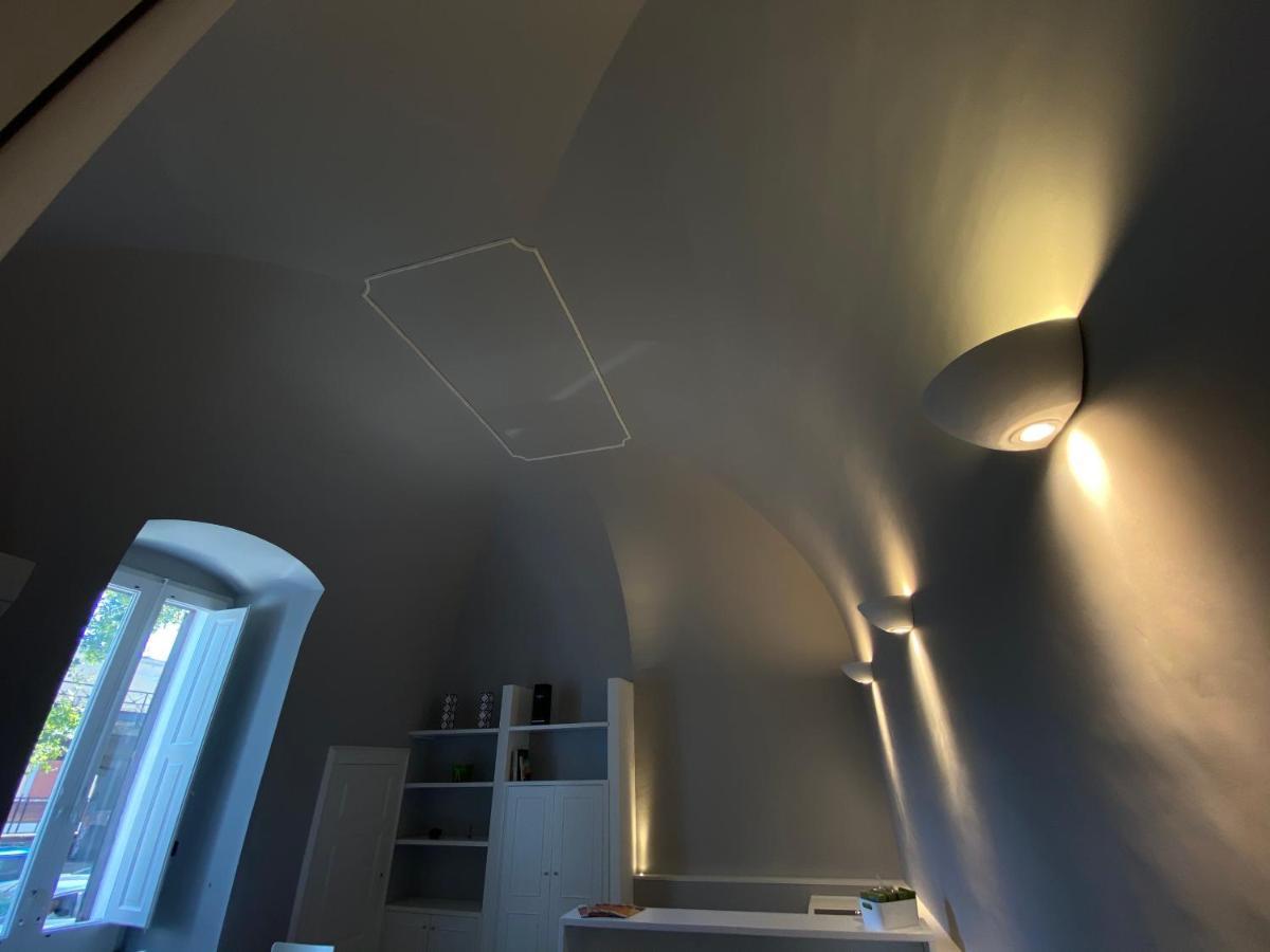 Suite 261 - Intero Appartamento Nel Centro Di Bari Dış mekan fotoğraf