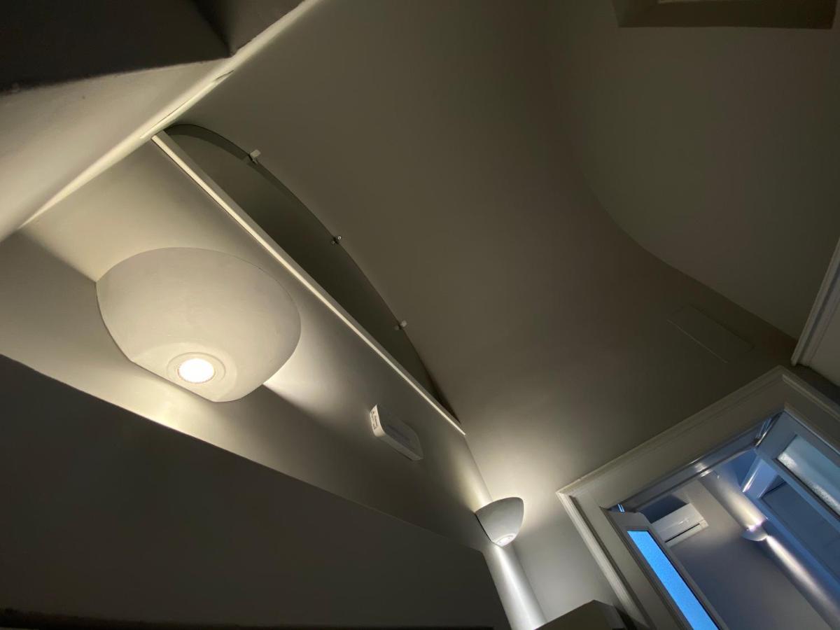 Suite 261 - Intero Appartamento Nel Centro Di Bari Dış mekan fotoğraf